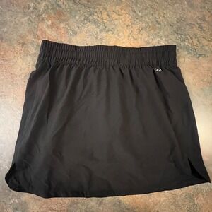 DSG Womens XSmall Stride Skort Pure Black Mid Rise